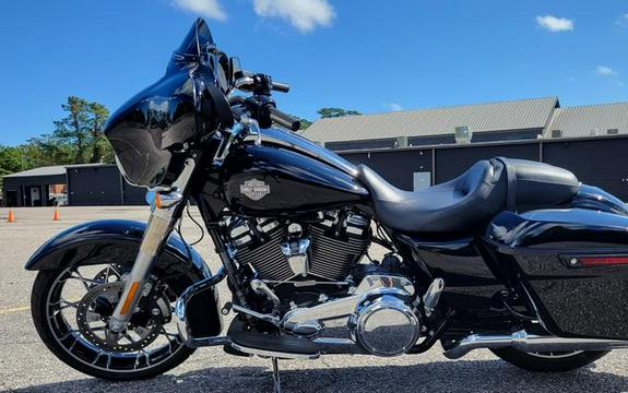2021 Harley-Davidson® FLHXS - Street Glide® Special