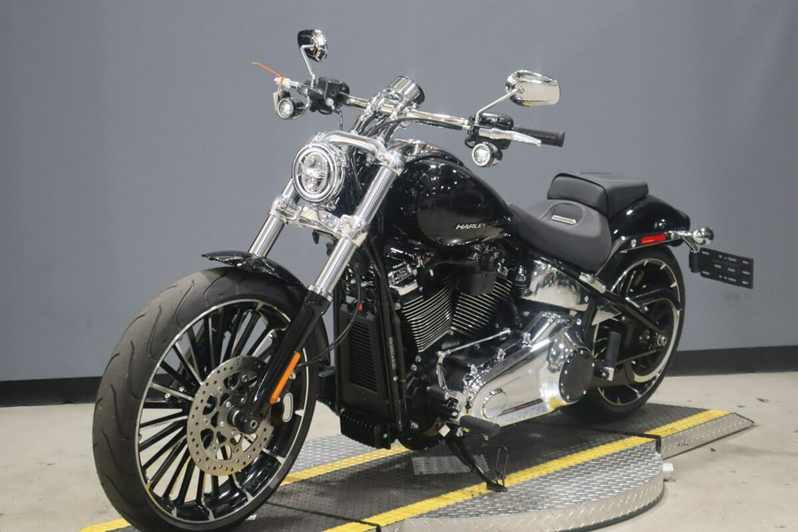 2025 Harley-Davidson Breakout