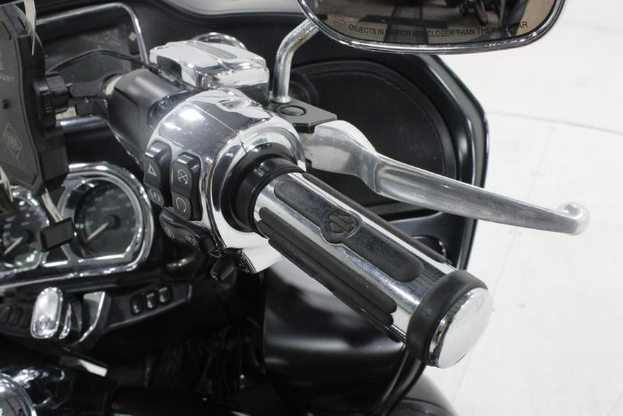 2017 Harley-Davidson® FLTRU - Road Glide® Ultra