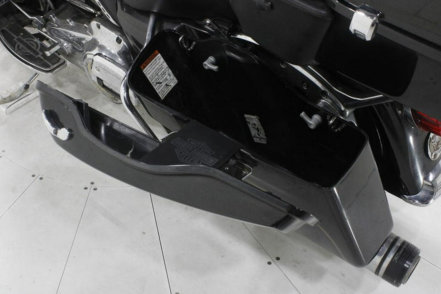 2017 Harley-Davidson® FLTRU - Road Glide® Ultra