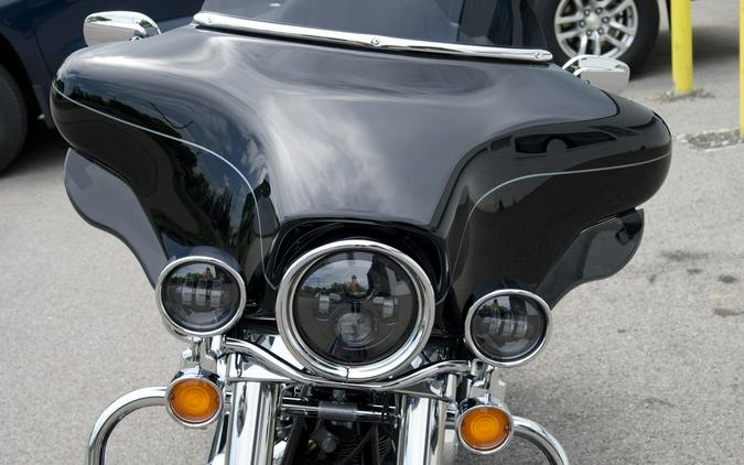 2012 Harley-Davidson® FLHTK Electra Glide Ultra Limite