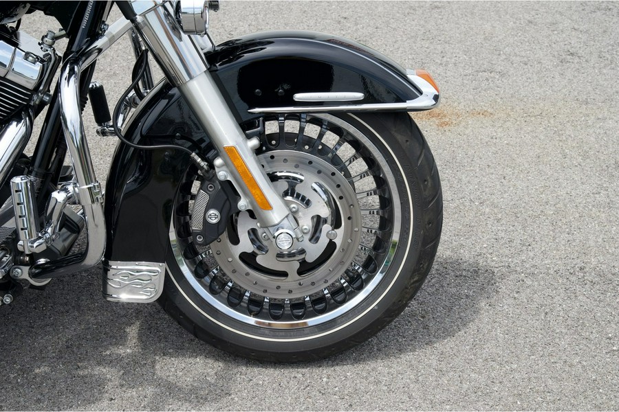 2012 Harley-Davidson® FLHTK Electra Glide Ultra Limite