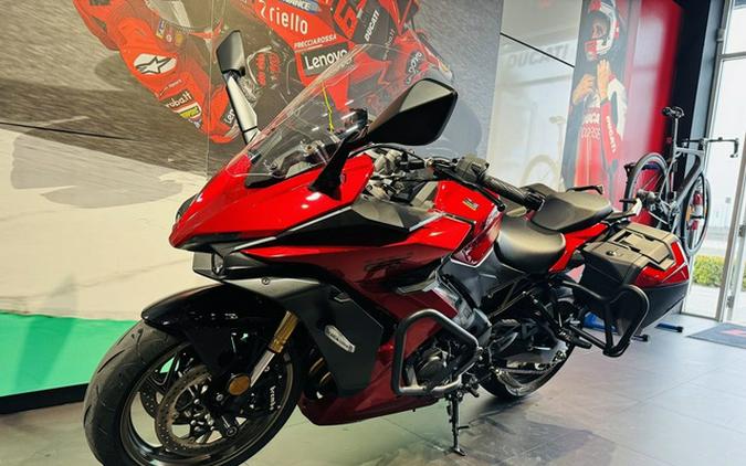 2024 Suzuki GSX-S 1000GT Plus