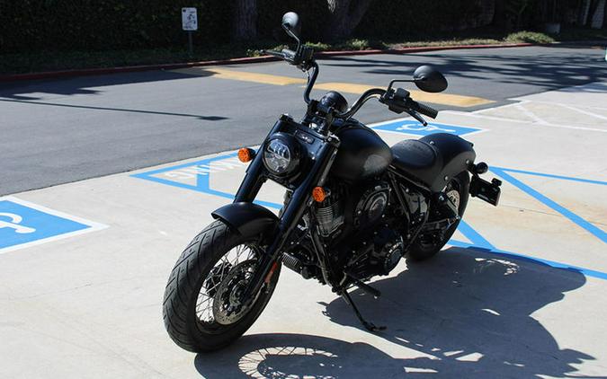 2026 Indian Motorcycle® Chief® Bobber Dark Horse® Black Smoke