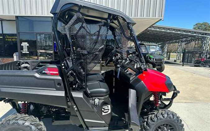 2024 Honda Pioneer 700 Deluxe