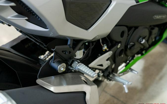 2024 Kawasaki Z7 HYBRID ABS