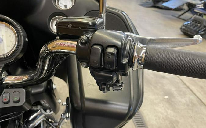 2012 Harley-Davidson FLTRX - Road Glide Custom