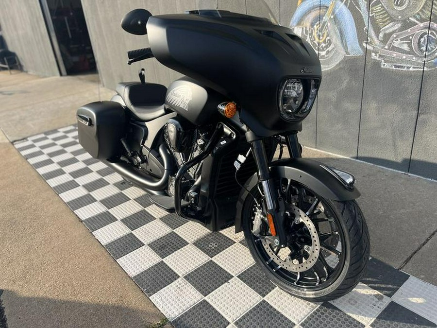 2026 Indian Motorcycle® Chieftain® PowerPlus Dark Horse® Black Smoke