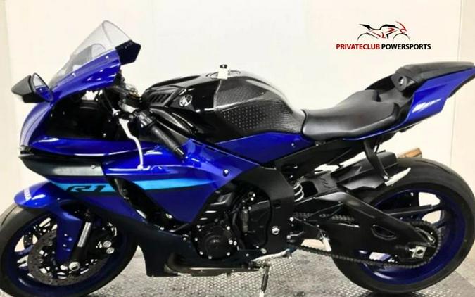 2024 Yamaha YZF-R1