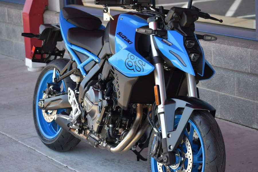 2023 Suzuki GSX-8S