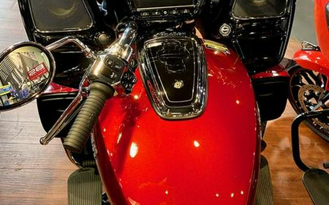 2024 Indian Motorcycle® Pursuit® Limited Sunset Red Metallic