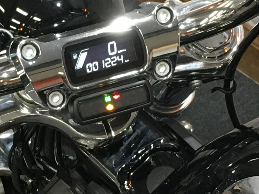 2023 Harley-Davidson Softail Standard Black FXST