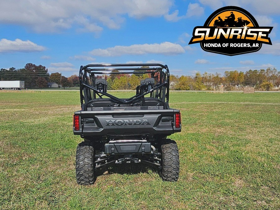 2025 Honda Pioneer 1000-6 Crew Deluxe