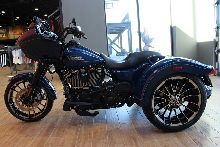2023 Harley-Davidson® FLTRT - Road Glide® 3