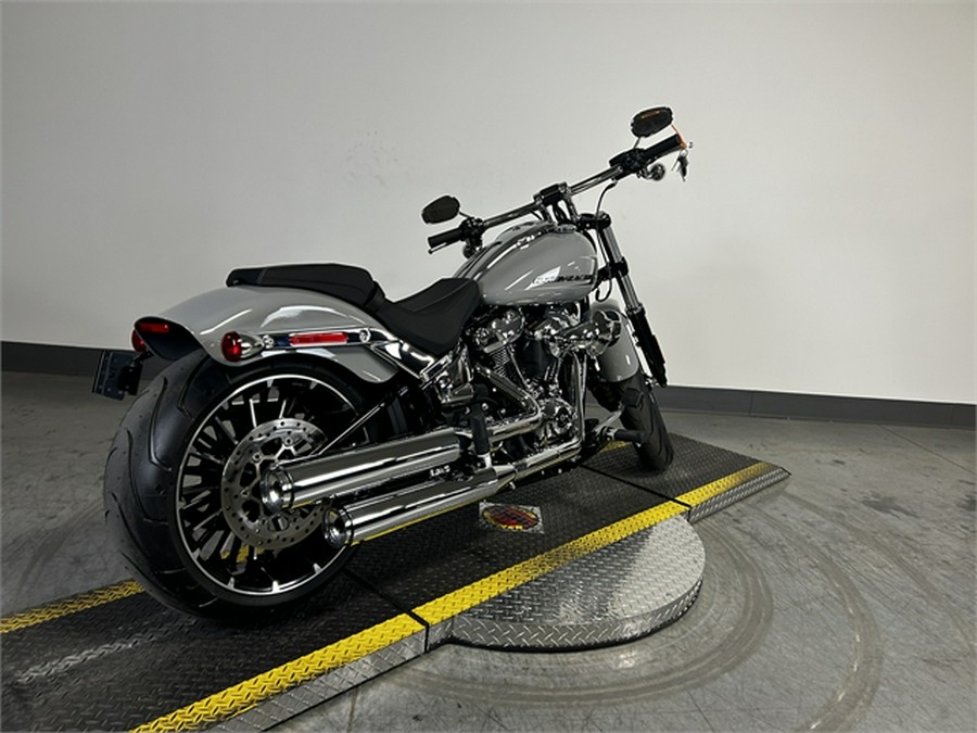 2024 Harley-Davidson Breakout