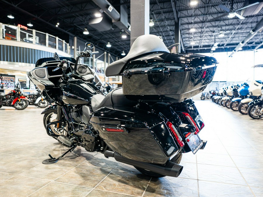 2024 Harley-Davidson Road Glide® Vivid Black With Tour Pack and Passenger Back Rest