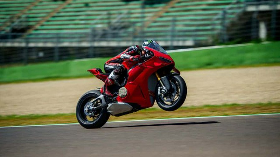 2025 Ducati Panigale V4 S