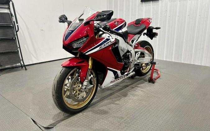 2019 Honda CBR1000RR SP