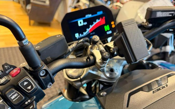 2026 BMW R 1300 R