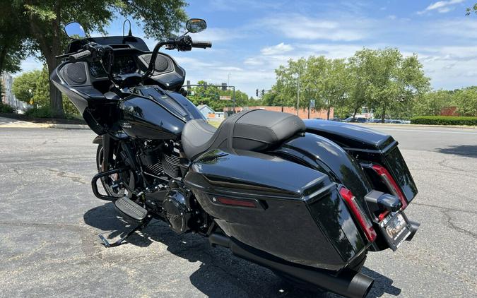 2024 FLTRX Road Glide™