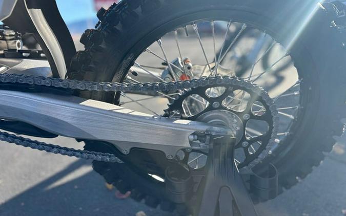 2025 Husqvarna Motorcycles FC 350