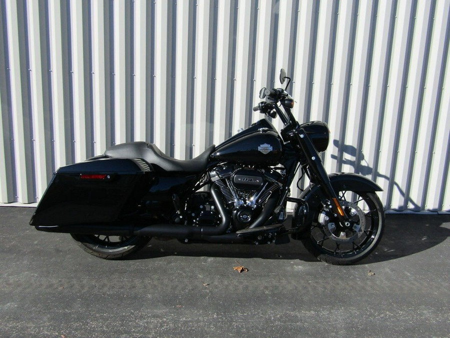 2022 Harley-Davidson® FLHRXS - Road King® Special