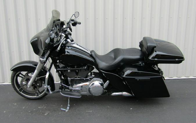 2015 Harley-Davidson® FLHX - Street Glide®