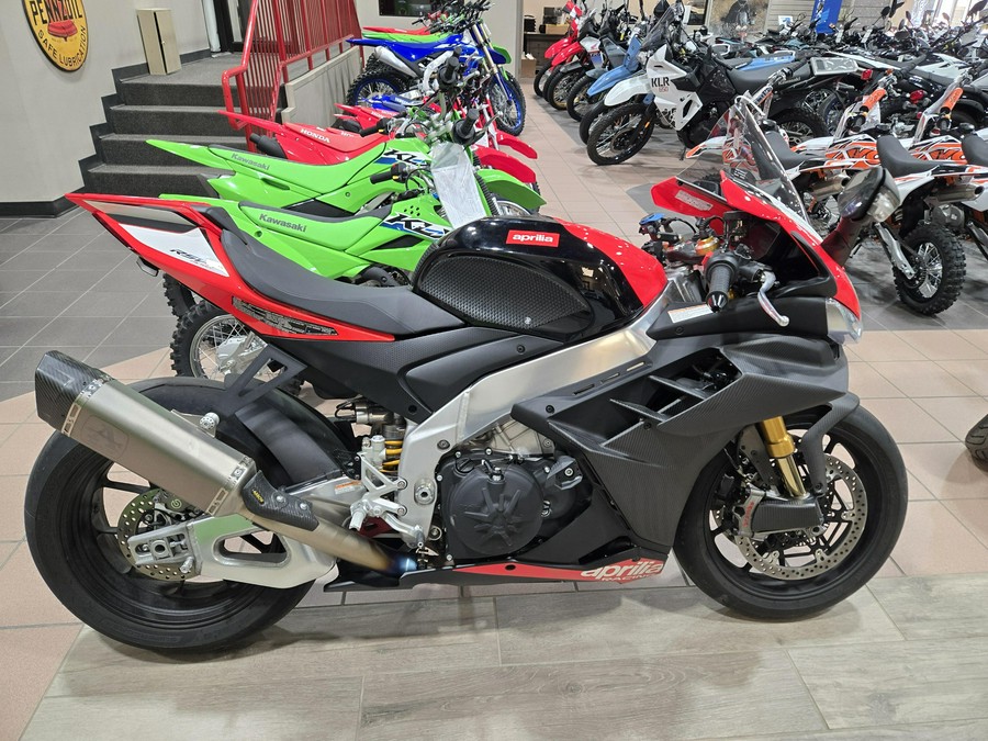 2024 APRILIA RSV4 1100