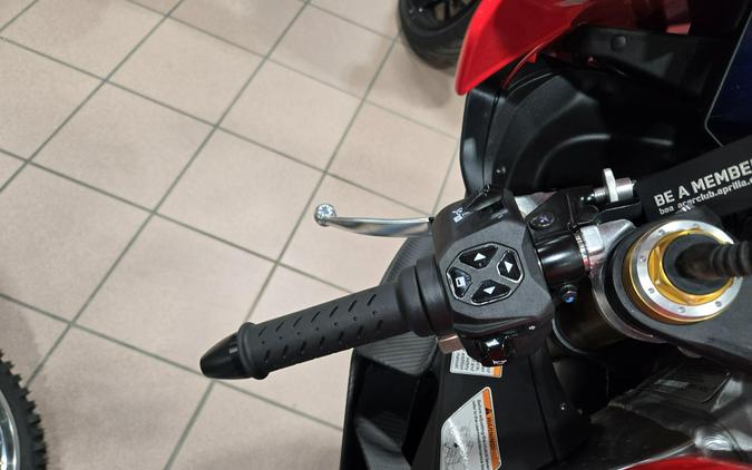 2024 APRILIA RSV4 1100