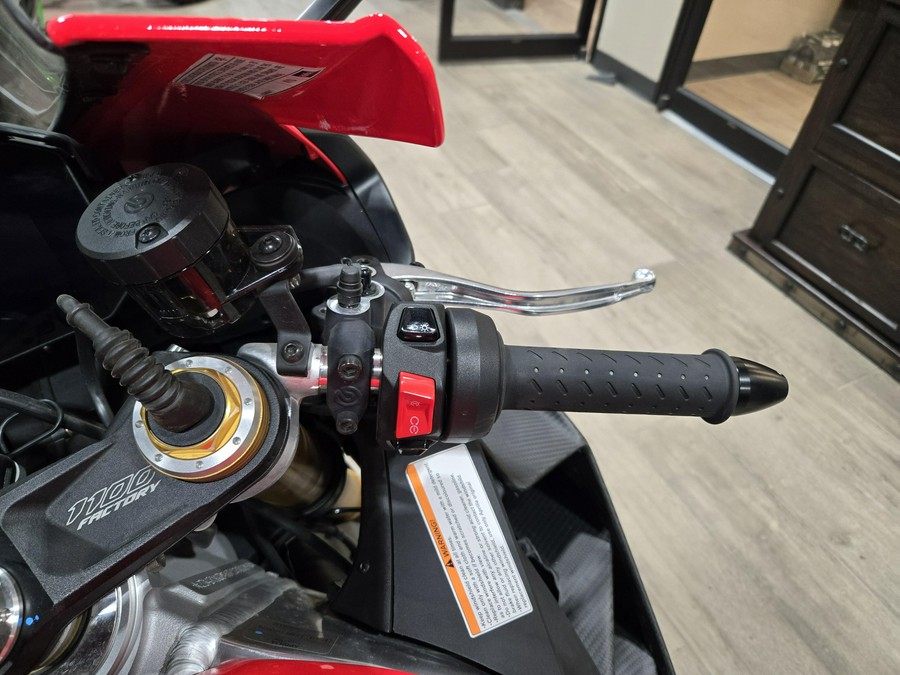 2024 APRILIA RSV4 1100