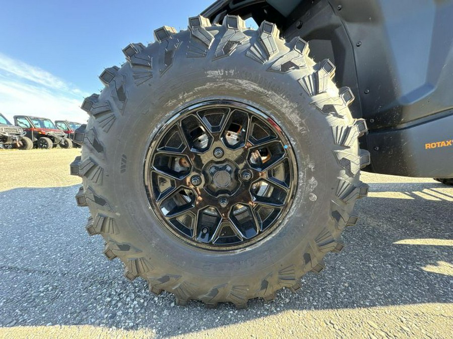 New 2025 Can-Am MAV X3 DS TURBO