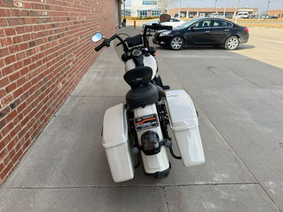 2022 Harley-Davidson Heritage Classic 114