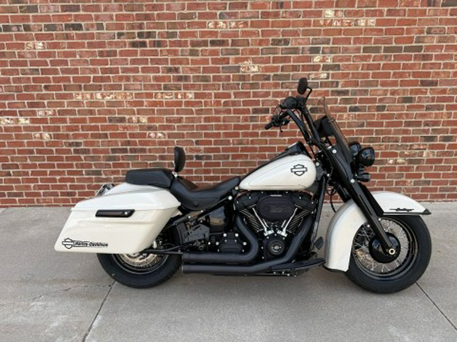 2022 Harley-Davidson Heritage Classic 114