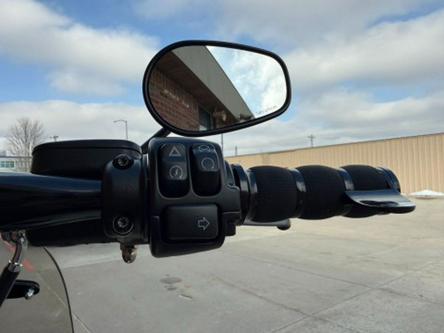 2022 Harley-Davidson Heritage Classic 114