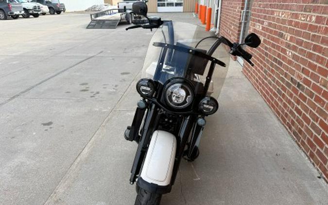 2022 Harley-Davidson Heritage Classic 114