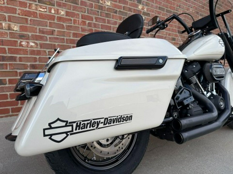 2022 Harley-Davidson Heritage Classic 114