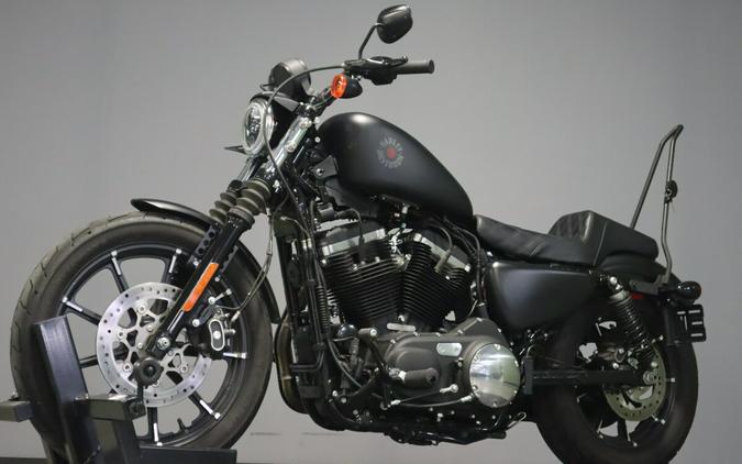2022 Harley-Davidson Iron 883 Black Denim