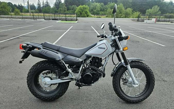 2025 Yamaha TW 200