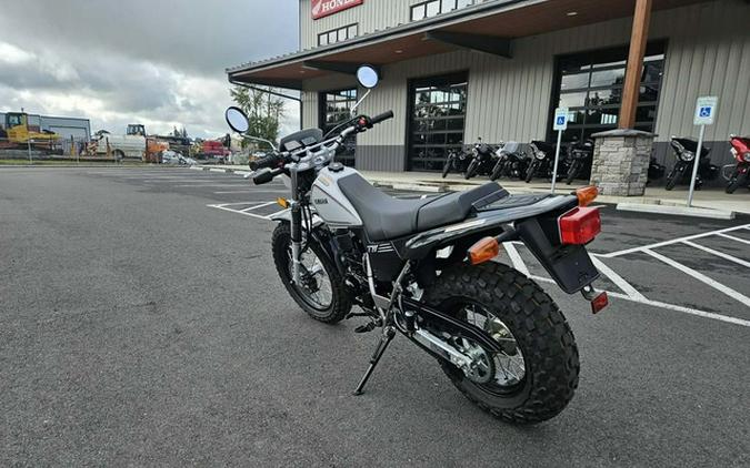 2025 Yamaha TW 200