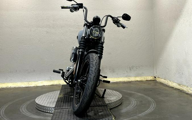 2026 Harley-Davidson® Street Bob® DRK BILIARD GRY