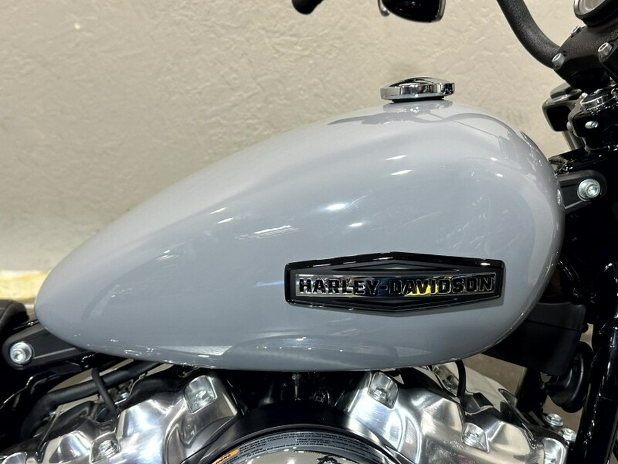 2026 Harley-Davidson® Street Bob® DRK BILIARD GRY