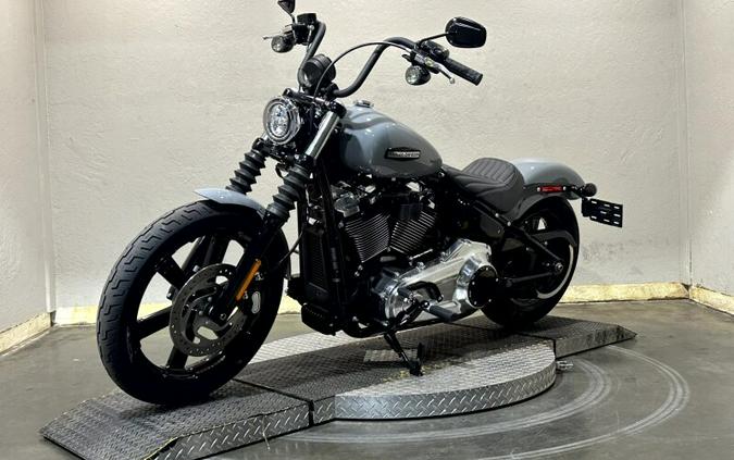 2026 Harley-Davidson® Street Bob® DRK BILIARD GRY