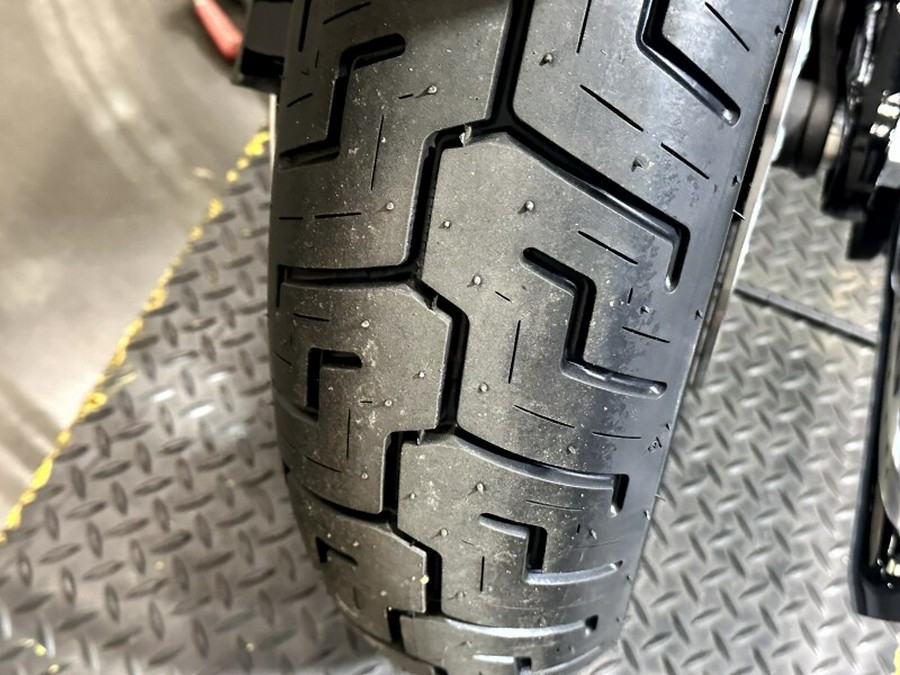 2026 Harley-Davidson® Street Bob® DRK BILIARD GRY