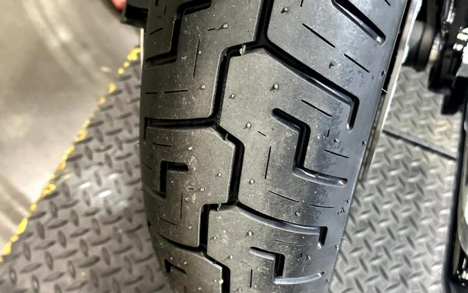 2026 Harley-Davidson® Street Bob® DRK BILIARD GRY
