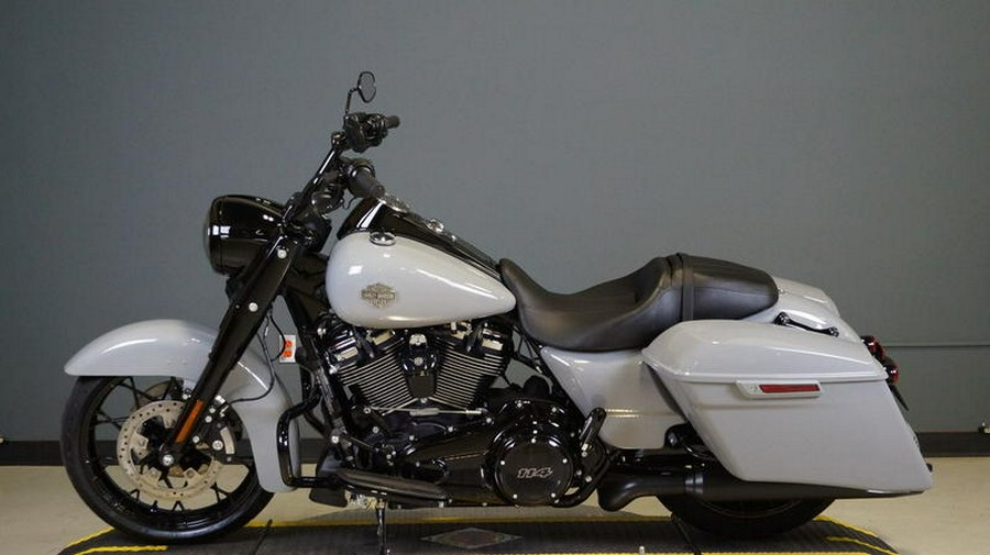 2024 Harley-Davidson® FLHRXS - Road King® Special