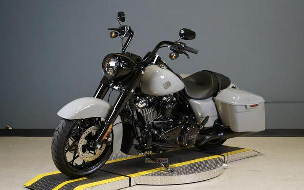 2024 Harley-Davidson® FLHRXS - Road King® Special