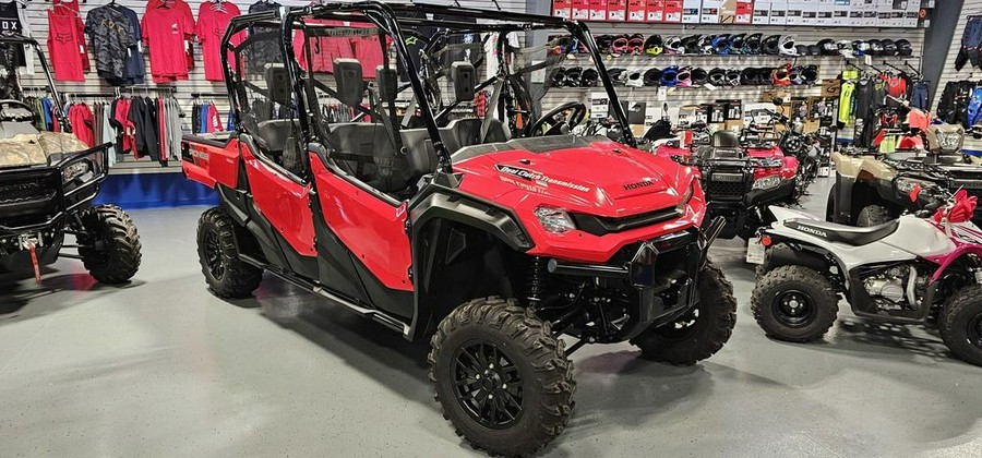 2023 Honda® Pioneer 1000-6 Deluxe Crew