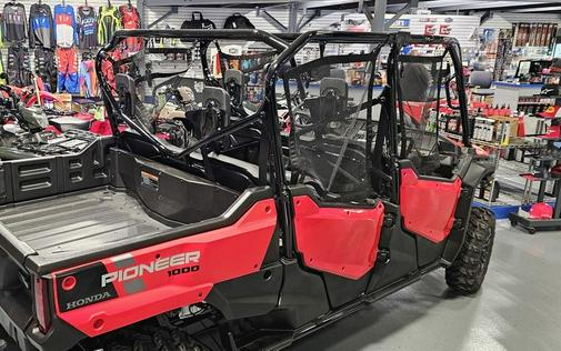 2023 Honda® Pioneer 1000-6 Deluxe Crew