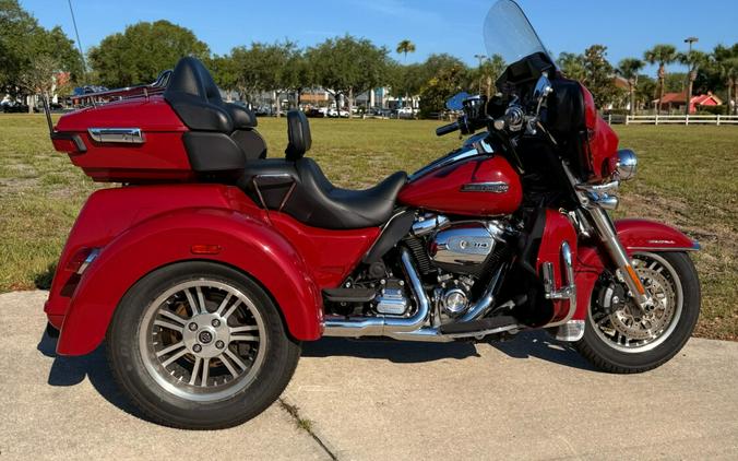 FLHTCUTG 2021 Tri Glide Ultra