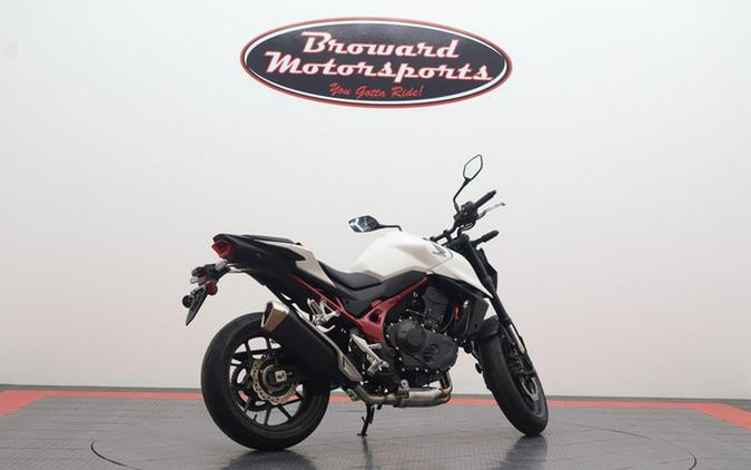 2025 Honda CB750 Hornet